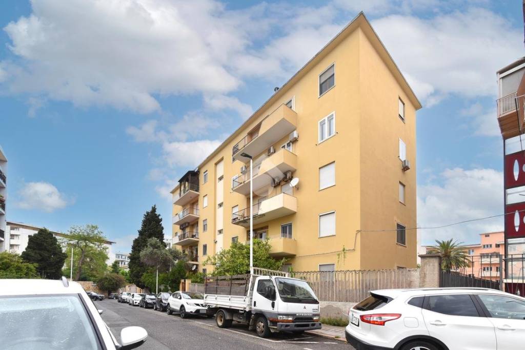 appartamento in vendita a Cagliari in zona Monte Urpinu