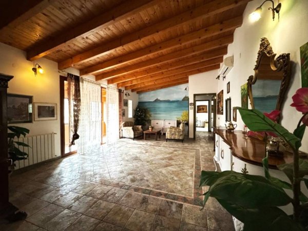 appartamento in vendita a Cagliari in zona Marina