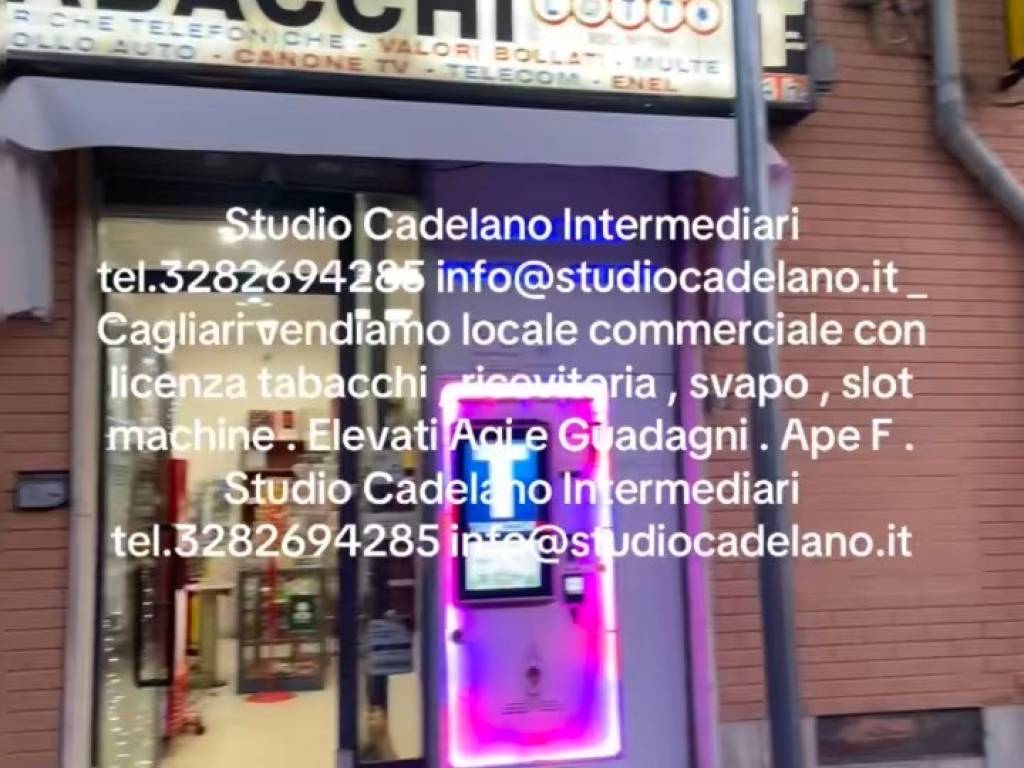 negozio in vendita a Cagliari in zona Pirri
