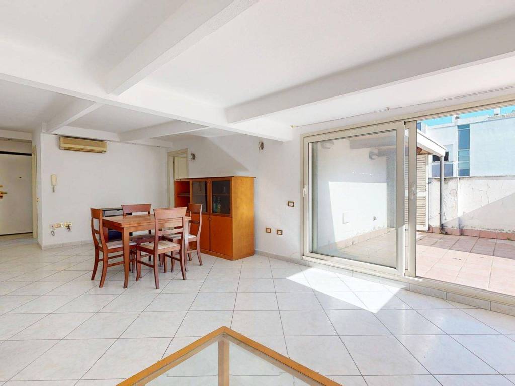 appartamento in vendita a Cagliari in zona Genneruxi
