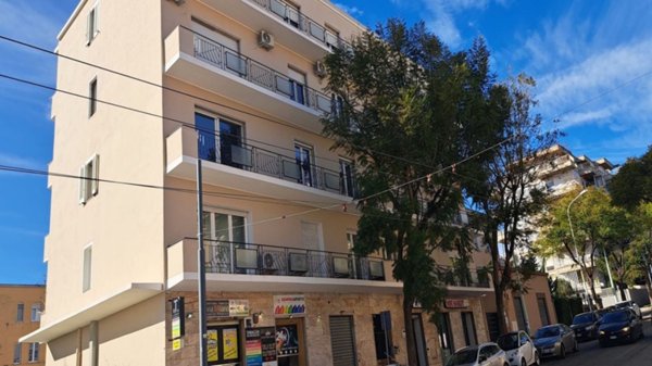 appartamento in vendita a Cagliari in zona Bonaria