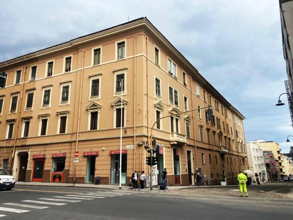 appartamento in vendita a Cagliari in zona Villanova
