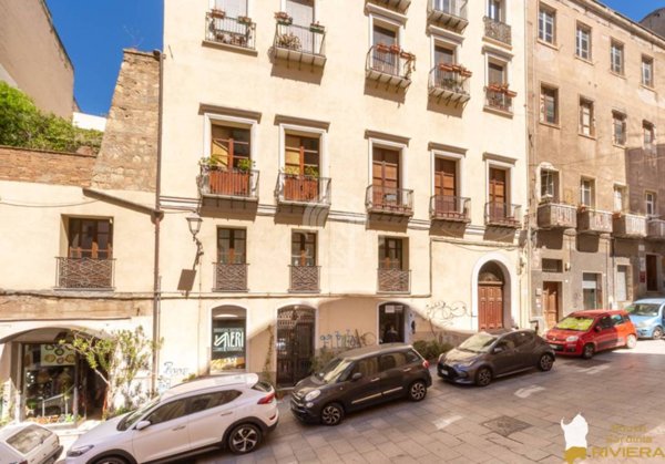 appartamento in vendita a Cagliari in zona Marina