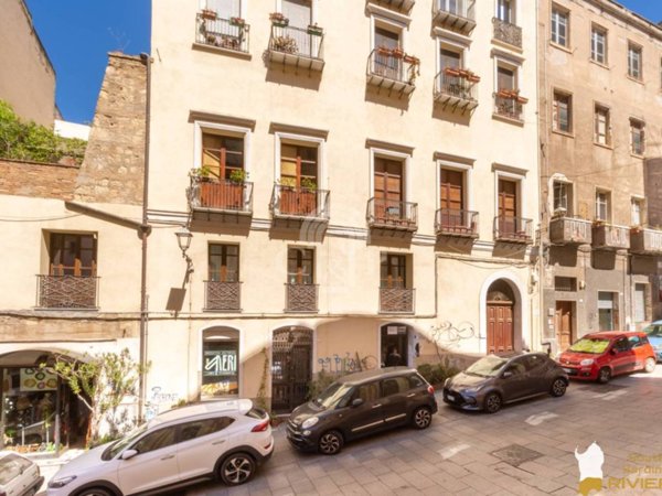 appartamento in vendita a Cagliari in zona Marina