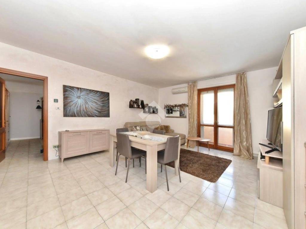 appartamento in vendita a Cagliari in zona Pirri