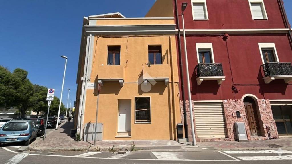 appartamento in vendita a Cagliari in zona Sant'Avendrace