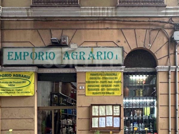 negozio in vendita a Cagliari in zona Stampace/Punici