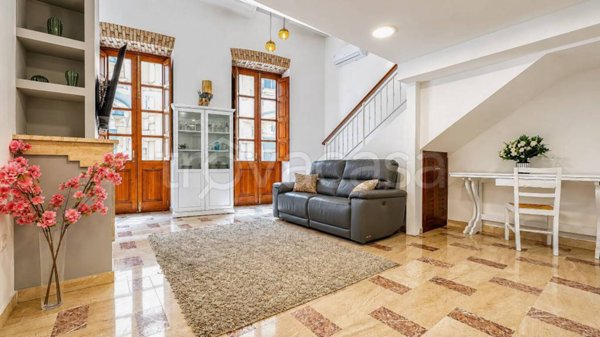 appartamento in vendita a Cagliari in zona Stampace/Punici