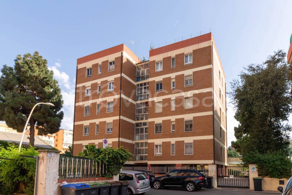 appartamento in vendita a Cagliari in zona La Vega