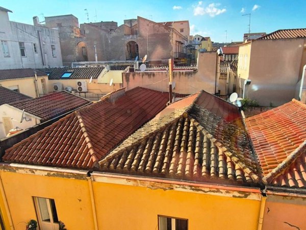 appartamento in vendita a Cagliari in zona Marina