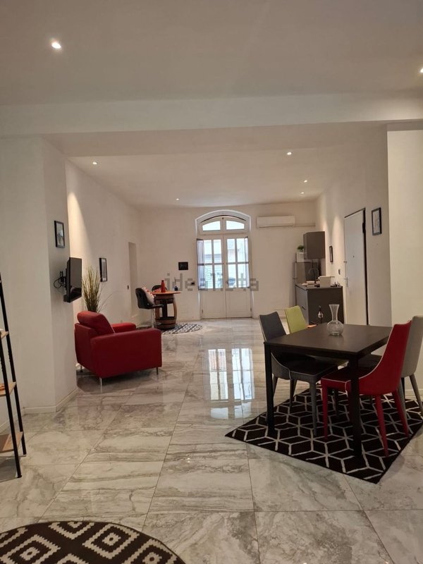 appartamento in vendita a Cagliari in zona Villanova