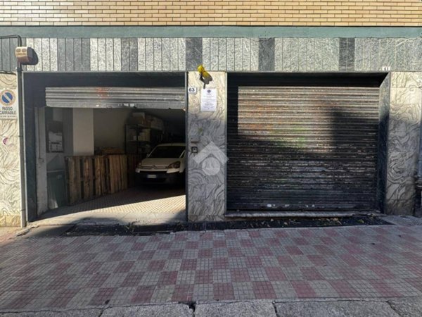 negozio in vendita a Cagliari in zona Stampace/Punici