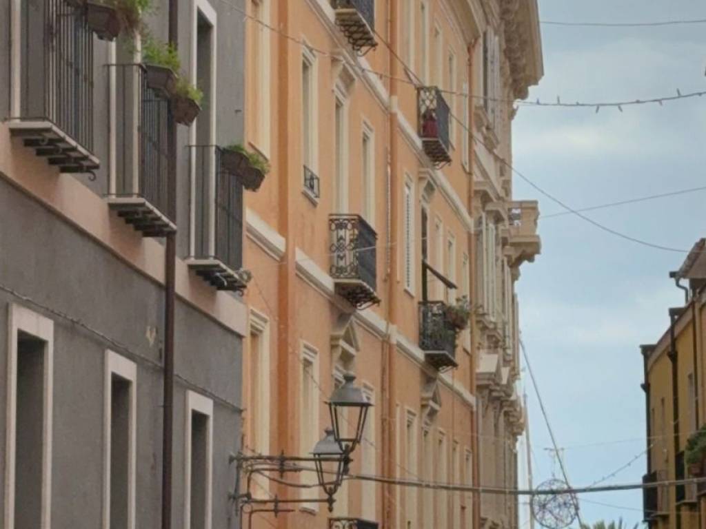 appartamento in vendita a Cagliari in zona Marina