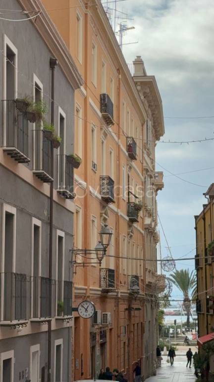 appartamento in vendita a Cagliari in zona Marina