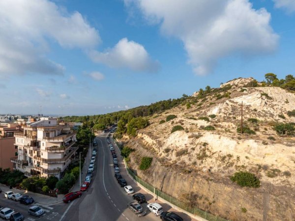 appartamento in vendita a Cagliari in zona Monte Urpinu