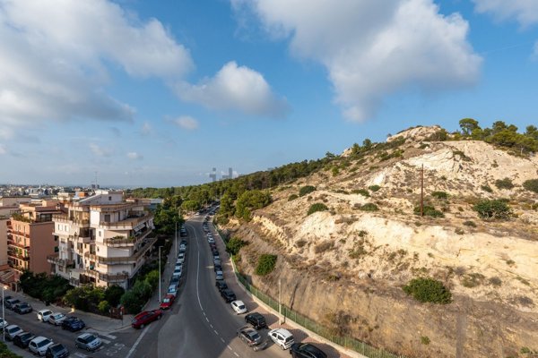 appartamento in vendita a Cagliari in zona Monte Urpinu