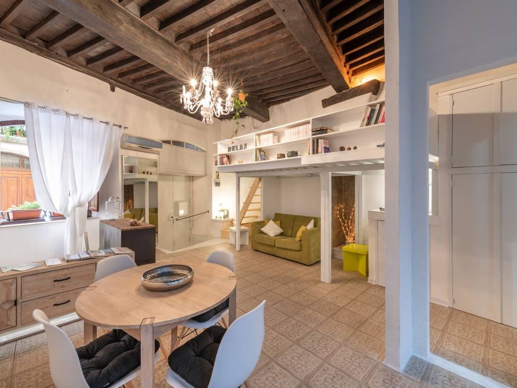 appartamento in vendita a Cagliari in zona Castello