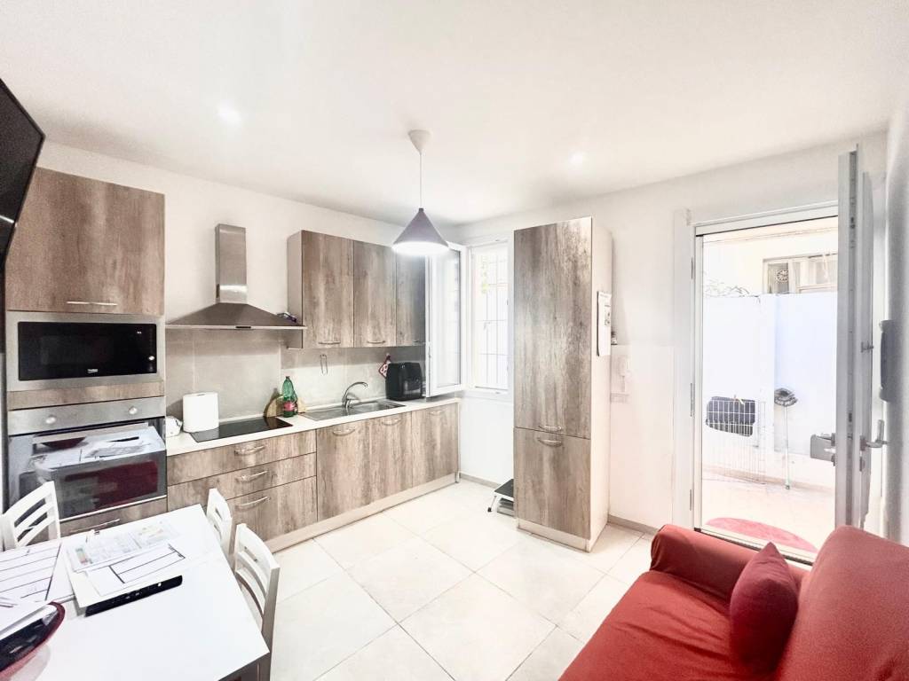 appartamento in vendita a Cagliari in zona San Benedetto