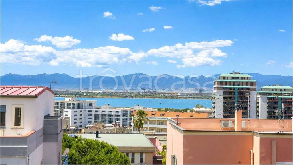 appartamento in vendita a Cagliari in zona Stampace/Punici