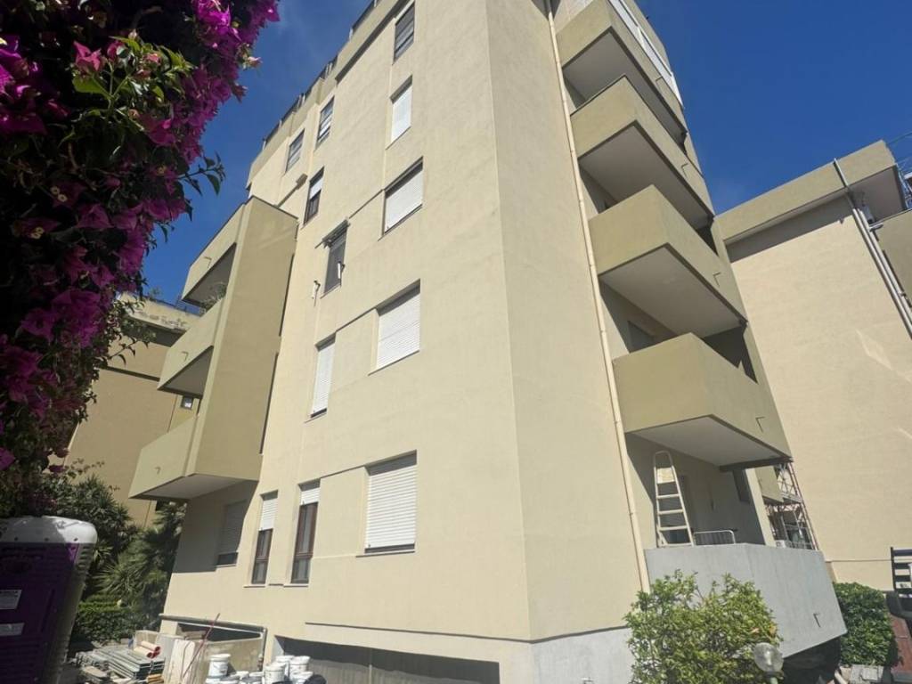 appartamento in vendita a Cagliari in zona Genneruxi