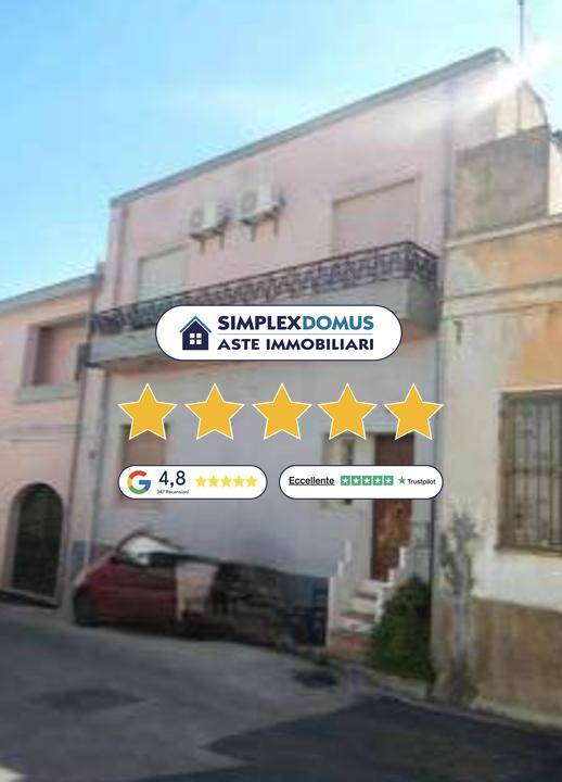 appartamento in vendita a Cagliari in zona Pirri
