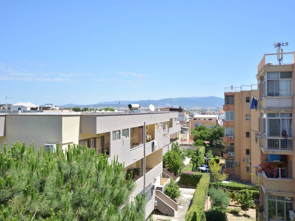 appartamento in vendita a Cagliari in zona Pirri