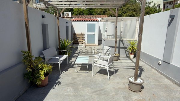 casa indipendente in vendita a Cagliari in zona Villanova