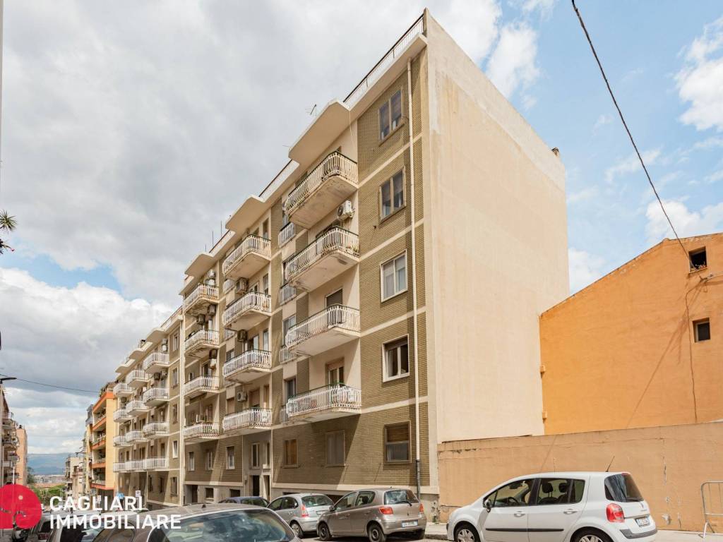appartamento in vendita a Cagliari in zona La Vega