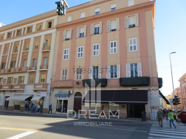 casa semindipendente in vendita a Cagliari in zona Villanova