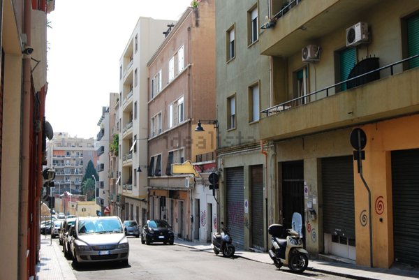 appartamento in vendita a Cagliari in zona Villanova