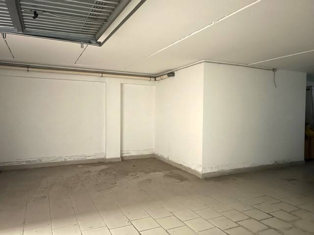 locale commerciale in vendita a Cagliari in zona Barracca Manna