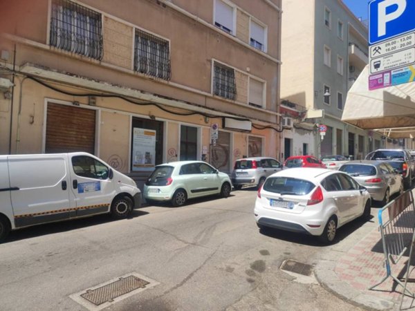 appartamento in vendita a Cagliari in zona Villanova