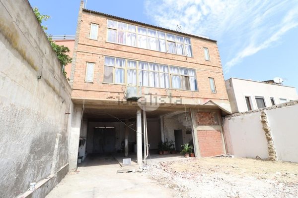 casa indipendente in vendita a Cagliari in zona Pirri