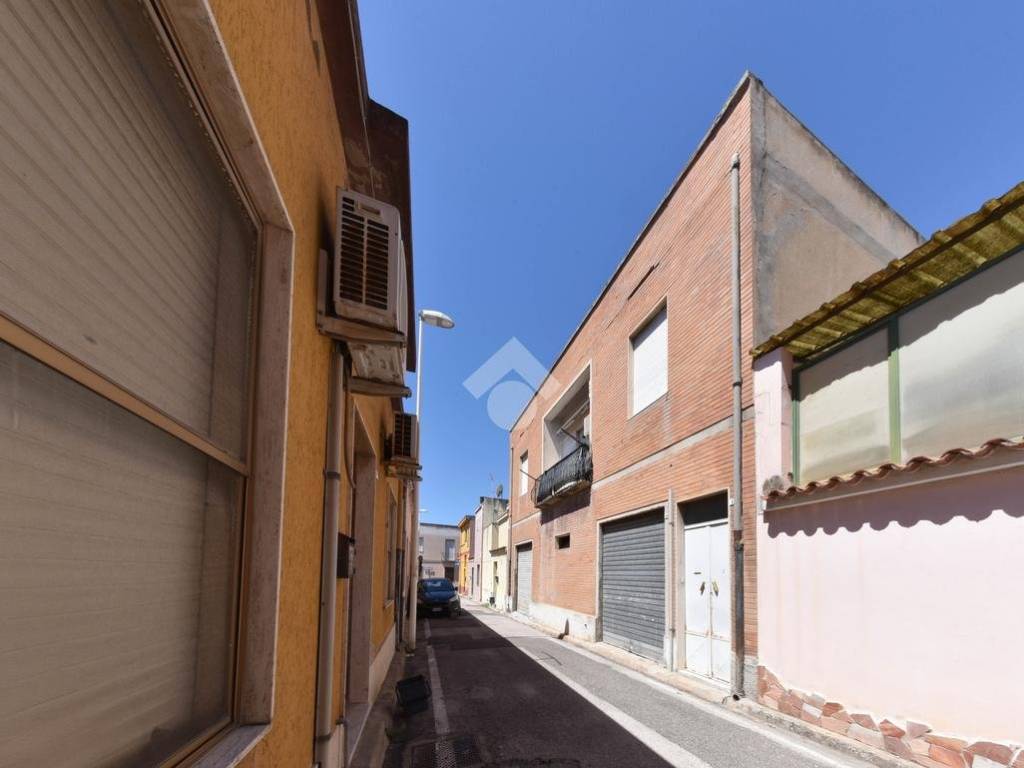 casa indipendente in vendita a Cagliari in zona Pirri