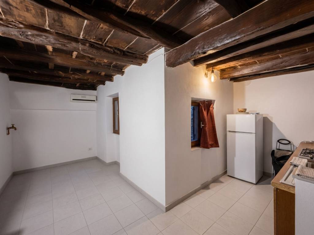 appartamento in vendita a Cagliari in zona Villanova