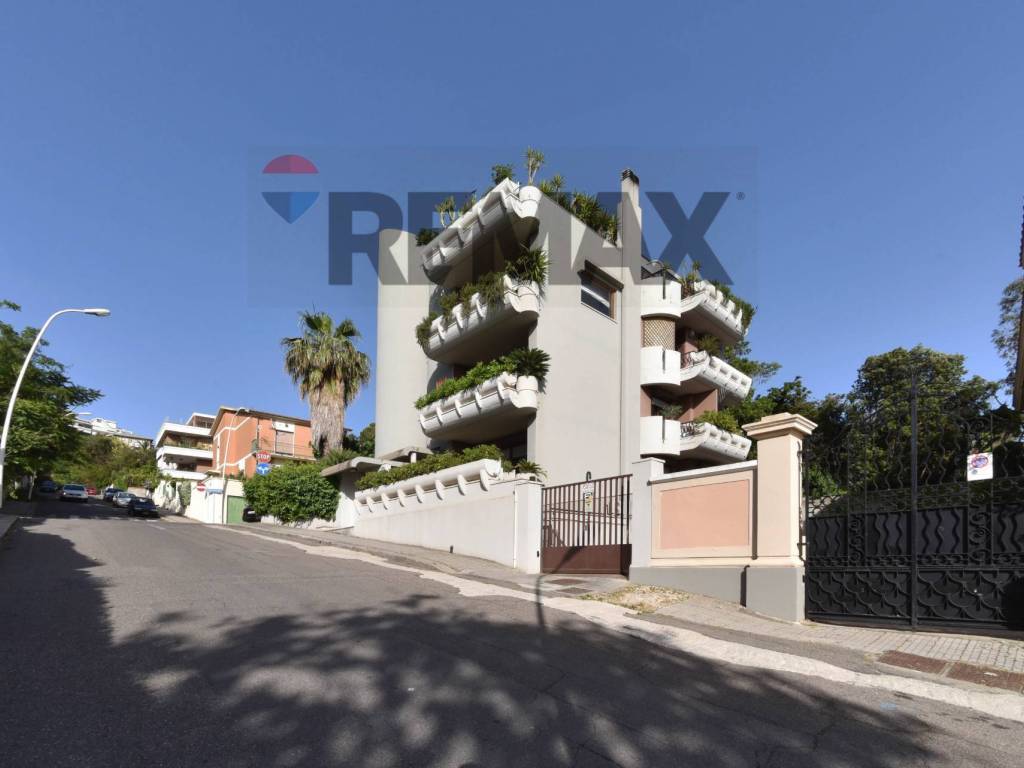 appartamento in vendita a Cagliari in zona Is Mirrionis/San Michele