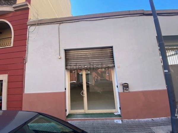 locale commerciale in vendita a Cagliari in zona Stampace/Punici