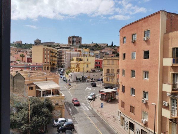 appartamento in vendita a Cagliari in zona La Vega