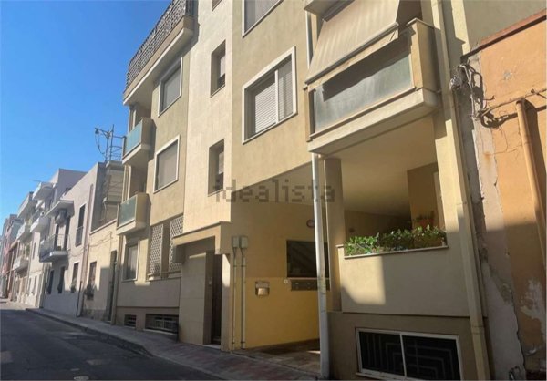 appartamento in vendita a Cagliari in zona Pirri