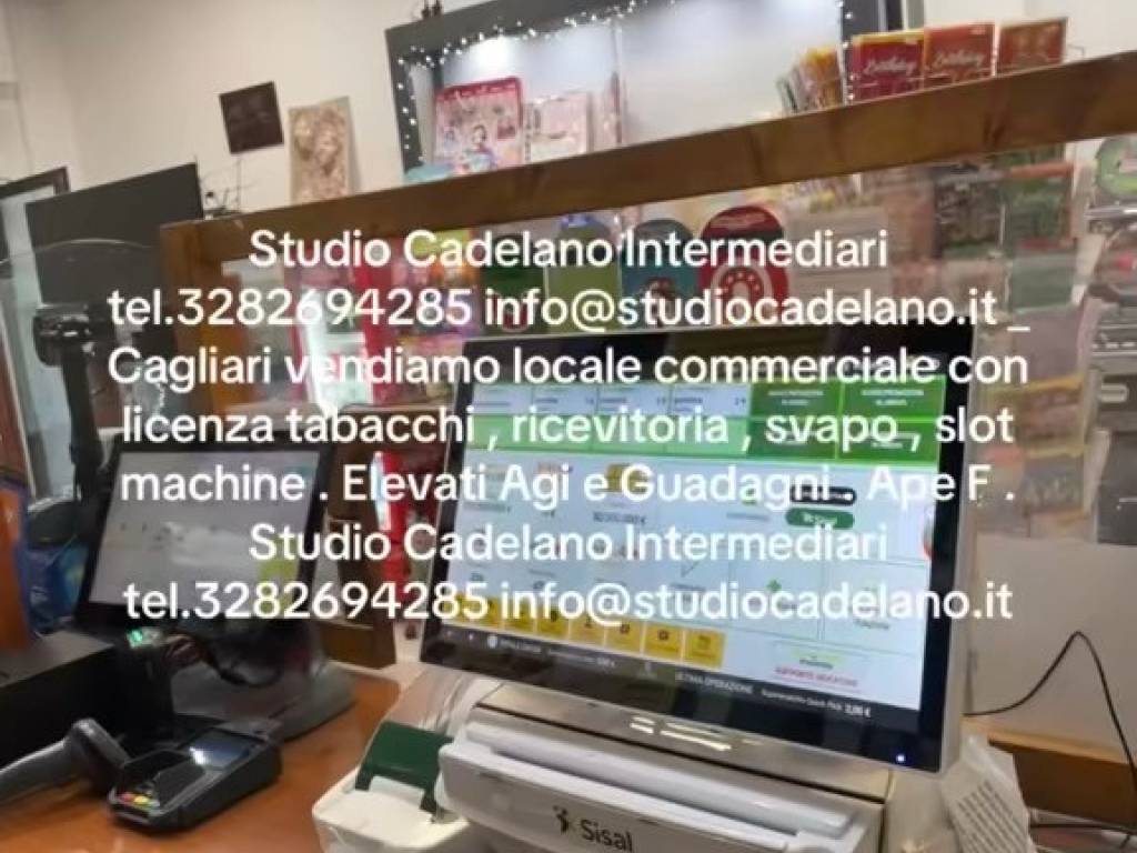 negozio in vendita a Cagliari in zona Pirri