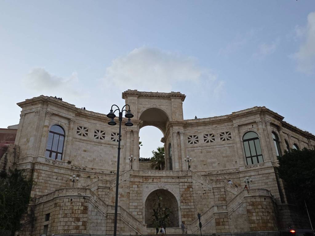 appartamento in vendita a Cagliari in zona Villanova