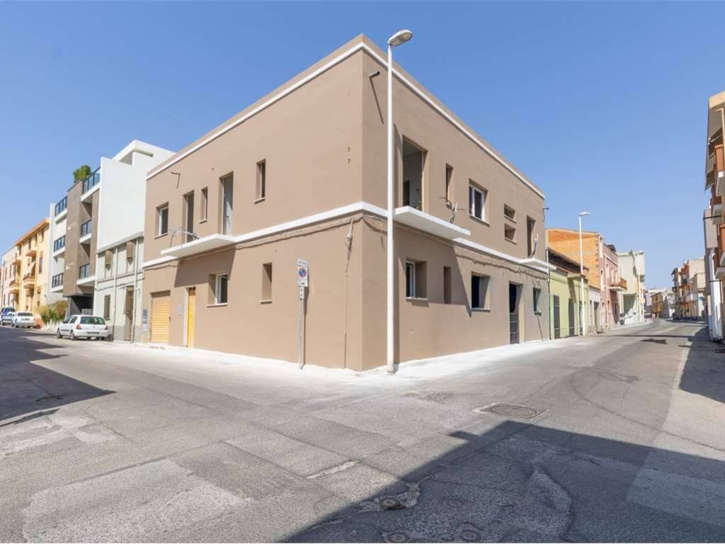 appartamento in vendita a Cagliari in zona Pirri