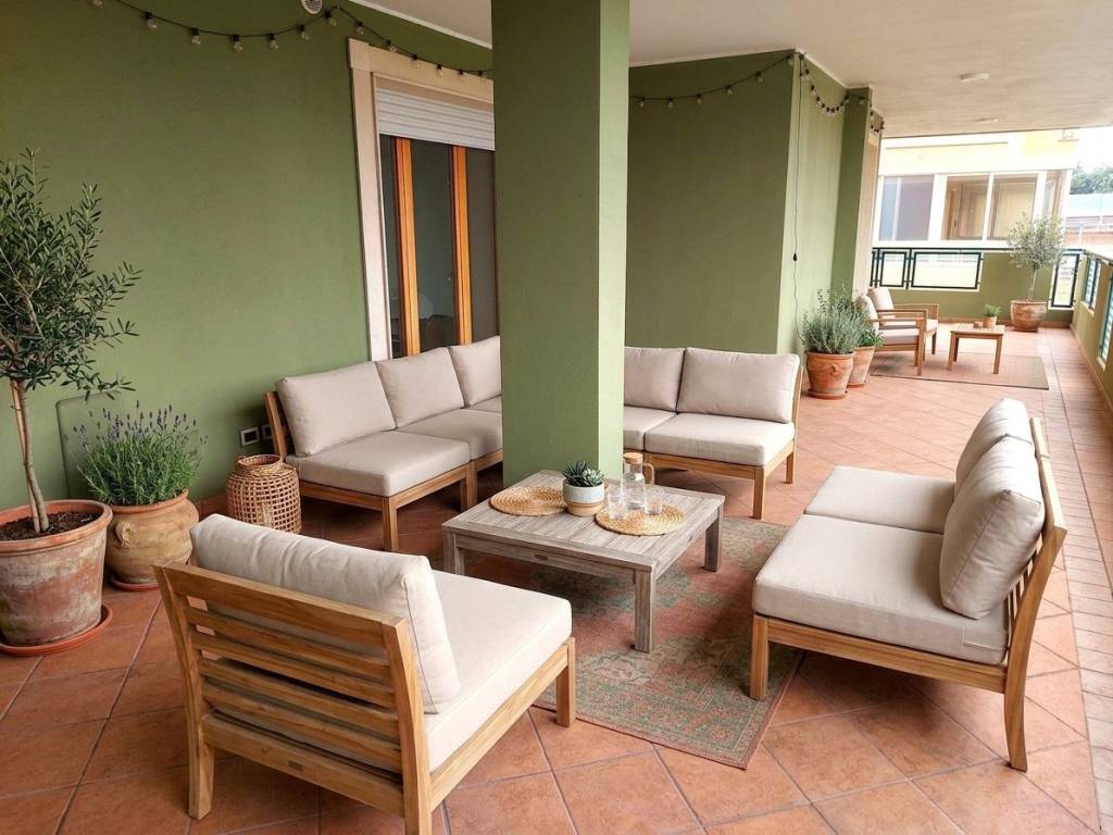 appartamento in vendita a Cagliari in zona Genneruxi