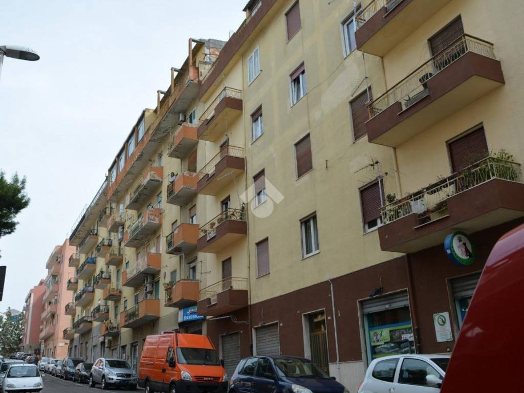 appartamento in vendita a Cagliari in zona Is Mirrionis/San Michele
