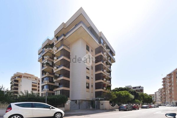 appartamento in vendita a Cagliari in zona Fonsarda / zona Giudici