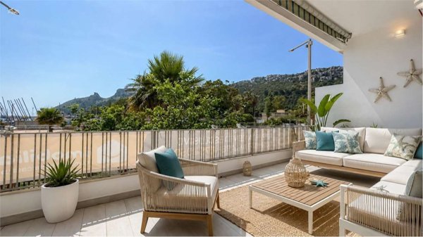 appartamento in vendita a Cagliari in zona Poetto/Marina Piccola