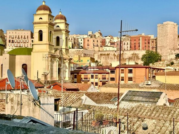 appartamento in vendita a Cagliari in zona Stampace/Punici