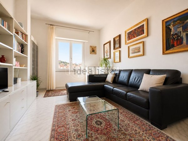 appartamento in vendita a Cagliari in zona Villanova