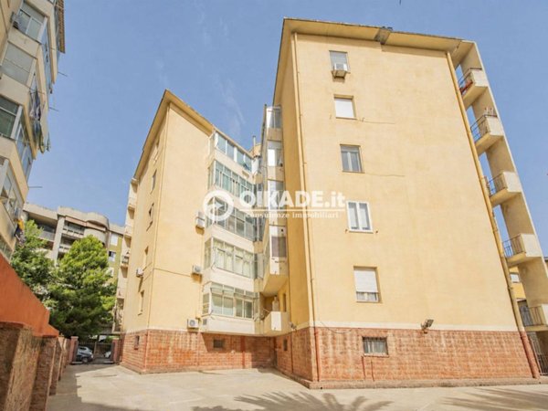appartamento in vendita a Cagliari in zona Bonaria