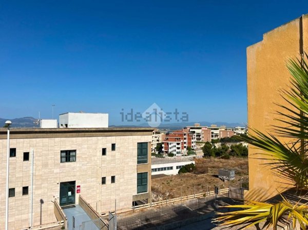 casa indipendente in vendita a Cagliari in zona Tuvixeddu/Tuvumannu